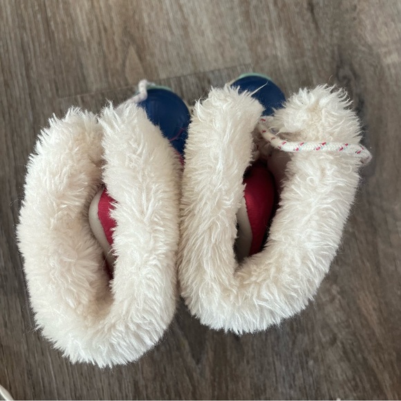 Carter’s boots - Picture 5 of 6